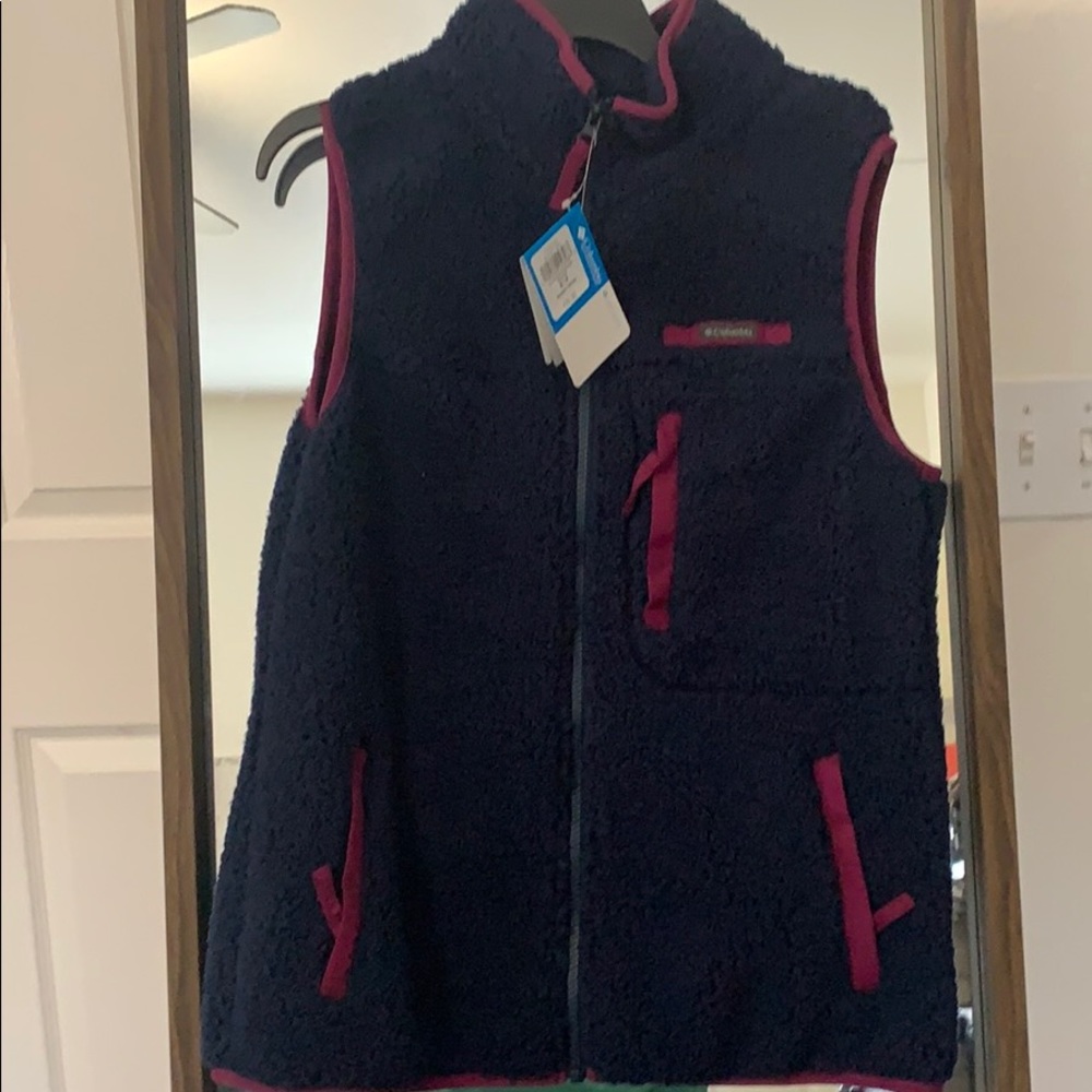 Columbia fleece vest